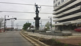 The Missouri side! Cool statue!